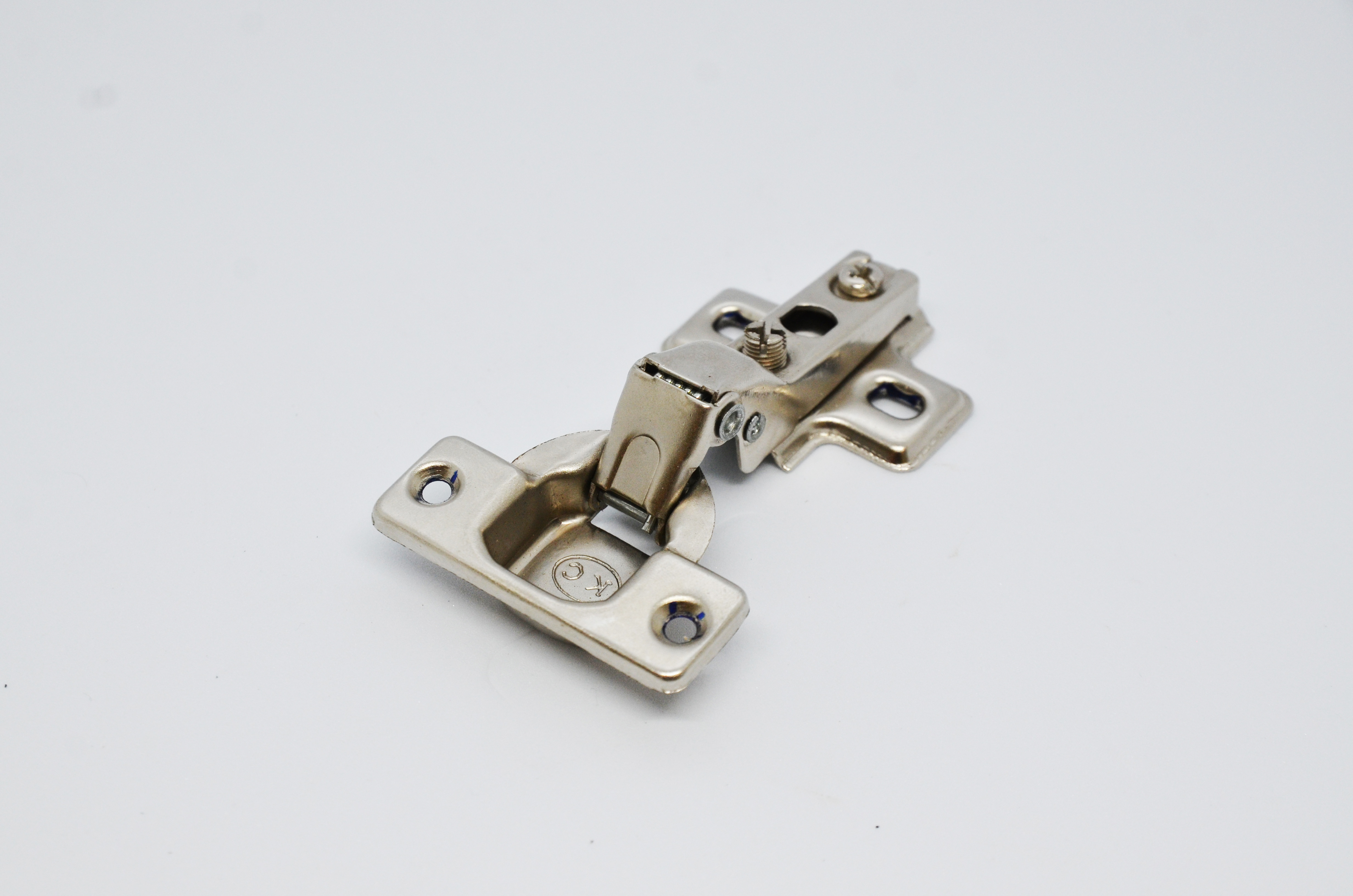 บานพับตู้ ขนาด 35 มม.กลางขอบ KC C2